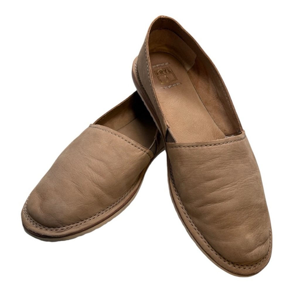 Frye Suede Slip on Flats Sz 6.5 in great condition